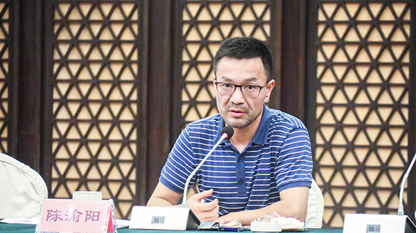 托普云農召開半年度總結會議