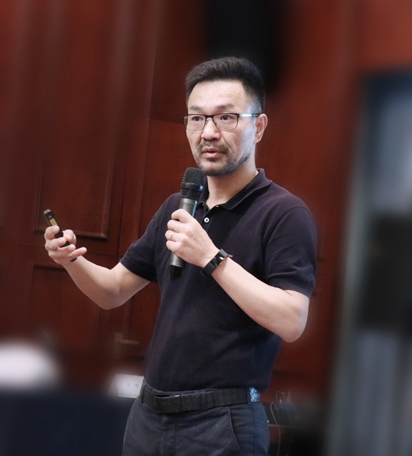 闄虫笣闄借懀浜嬮暦
